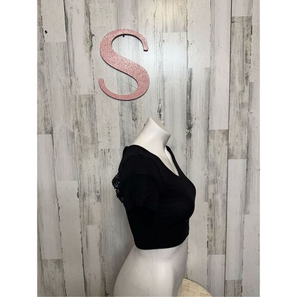 Backless laced black crop top size S - Picture 4 of 7